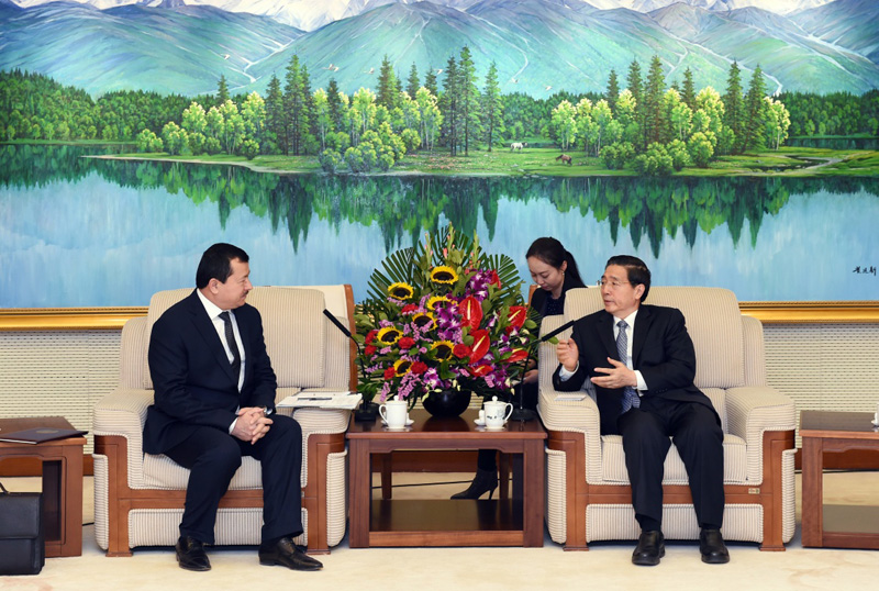 1月25日，中國國務委員、公安部部長郭聲琨在北京會見塔吉克斯坦國家安全委員會主席亞季莫夫。