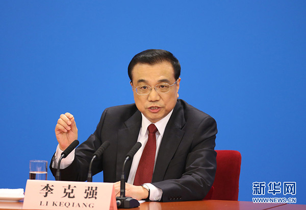 3月16日，國務院總理李克強在北京人民大會堂與中外記者見面，並回答記者提問。