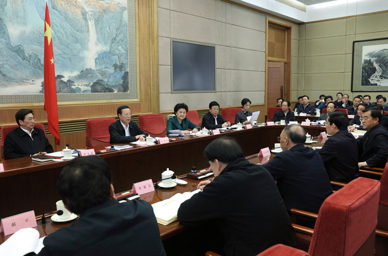 3月23日，第24屆冬奧會工作領導小組第二次全體會議在北京召開。中共中央政治局常委、國務院副總理、第24屆冬奧會工作領導小組組長張高麗出席會議並講話。