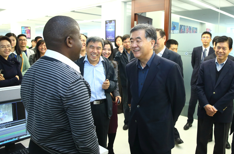 3月23日至24日，中國國務院副總理汪洋在北京市調研外貿工作。這是3月23日，汪洋考察四達時代通訊網絡技術集團。