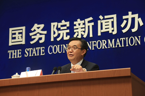 2月23日，國務院新聞辦公室在北京舉行發佈會，邀請商務部部長高虎城介紹2015年商務發展情況，並答記者問。
