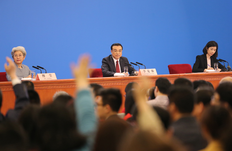 3月16日，國務院總理李克強在北京人民大會堂與中外記者見面，並回答記者提問。新華社記者 劉衛兵 攝