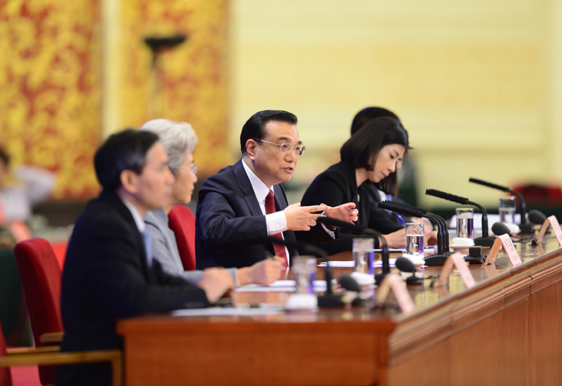 3月16日，國務院總理李克強在北京人民大會堂與中外記者見面，並回答記者提問。新華社記者 劉軍喜 攝