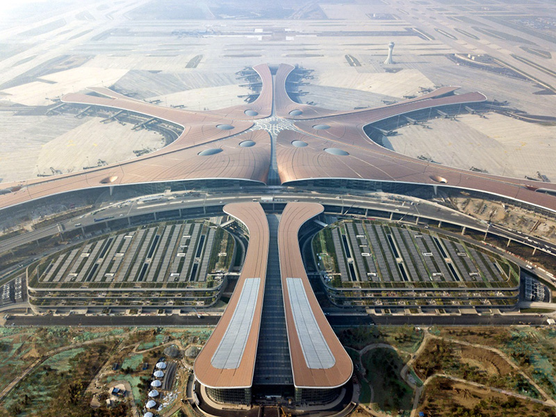 这是6月14日无人机拍摄的北京大兴国际机场航站楼.新华社记者 才扬 摄